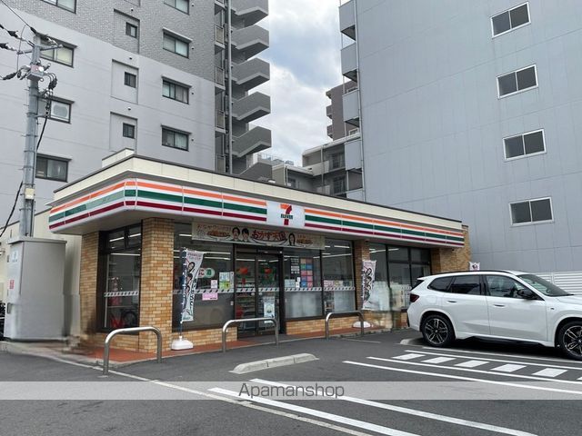 コンビニ　セブンイレブン（コンビニ）まで1108m
