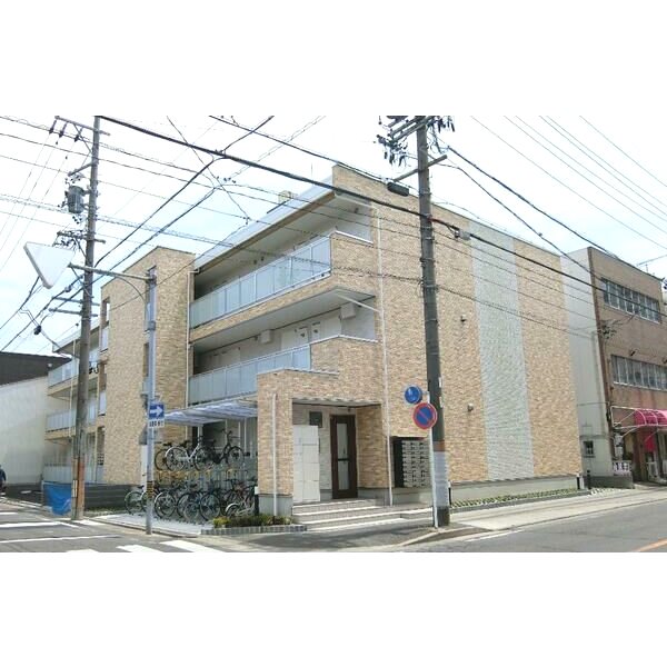 地下鉄東山線 中村公園駅 徒歩6分 築8年