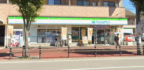 コンビニ　ファミリーマート 原田二丁目店（コンビニ）まで552m