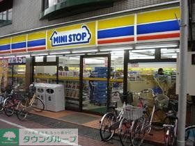コンビニ　ミニストップ（コンビニ）まで40m