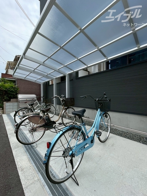 駐車場　駐輪場