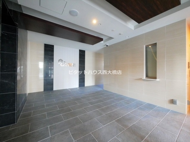 地下鉄長堀鶴見緑地線 西長堀駅 徒歩7分 14階建 築11年の外観写真