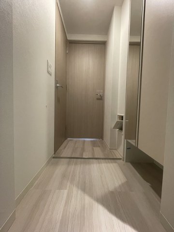 ソルレヴェンテ北堀江Qの玄関写真