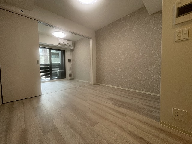 ソルレヴェンテ北堀江Qの居間写真