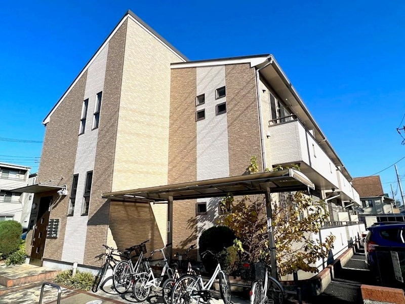建物外観　戸田駅徒歩9分（720ｍ）