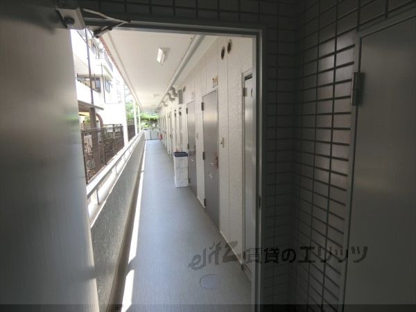 コーポラスムツミの外観写真