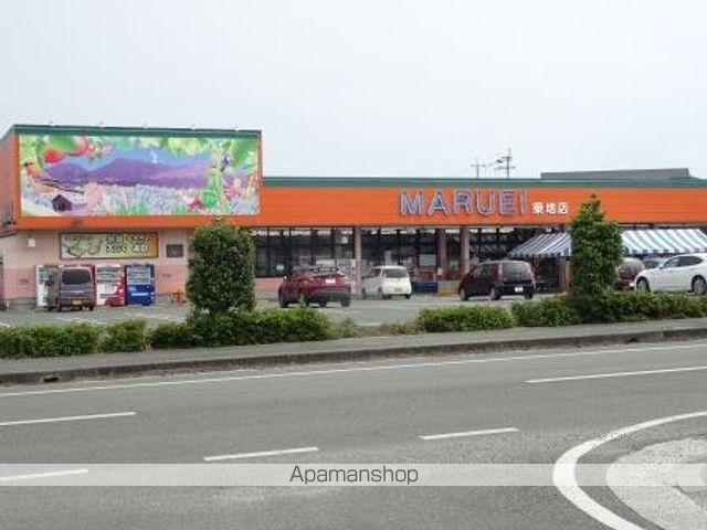 スーパー　マルエイ築地店（スーパー）まで731m