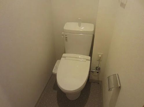 ベラスウィータ高田馬場のトイレ写真