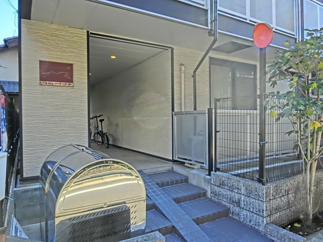 レオパレスサクラパークBの外観写真