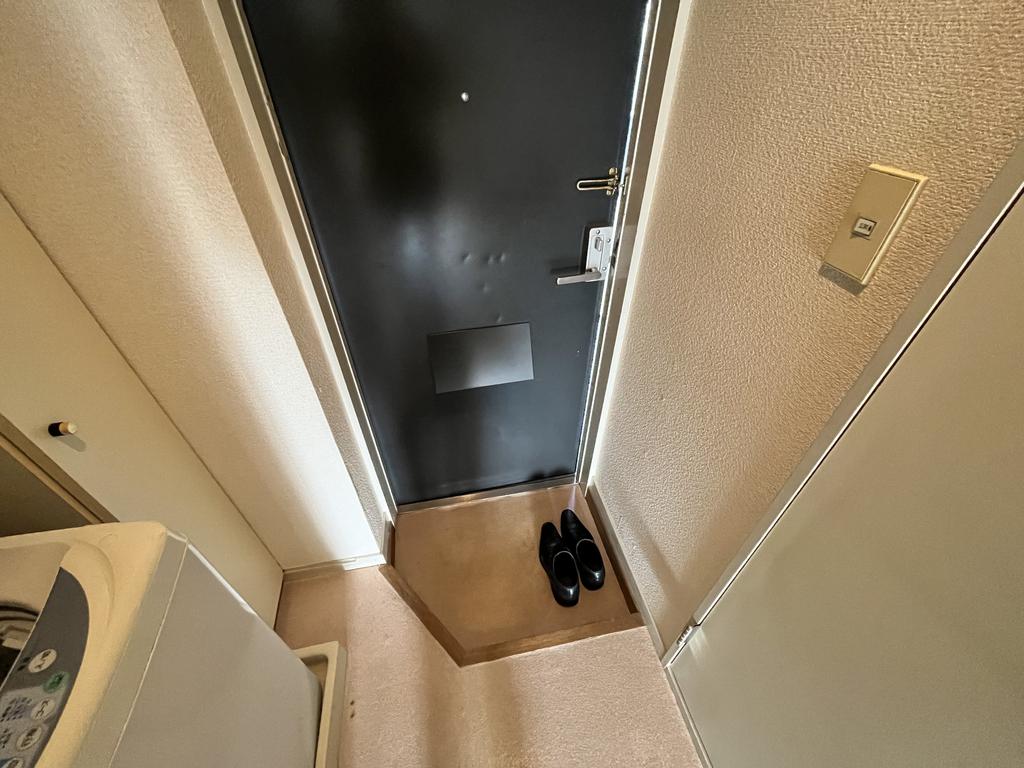 パレス苦竹の玄関写真