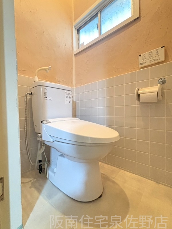ＪＲ阪和線 熊取駅 徒歩8分 2階建 築54年のトイレ写真