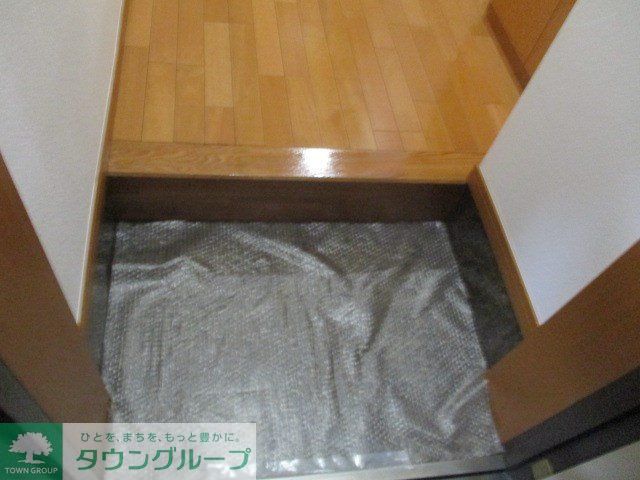 TKフラッツ草加の玄関写真