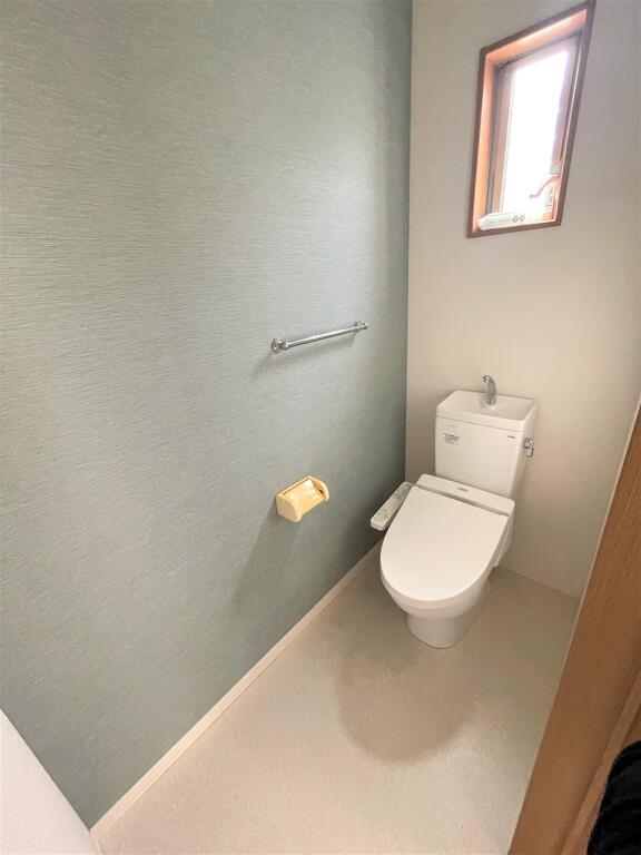 広兼貸家のトイレ写真