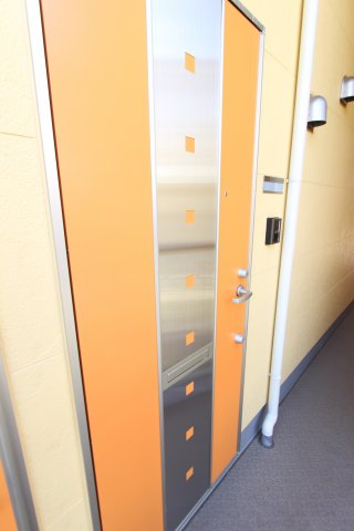 エントランス　同タイプ参考写真です。