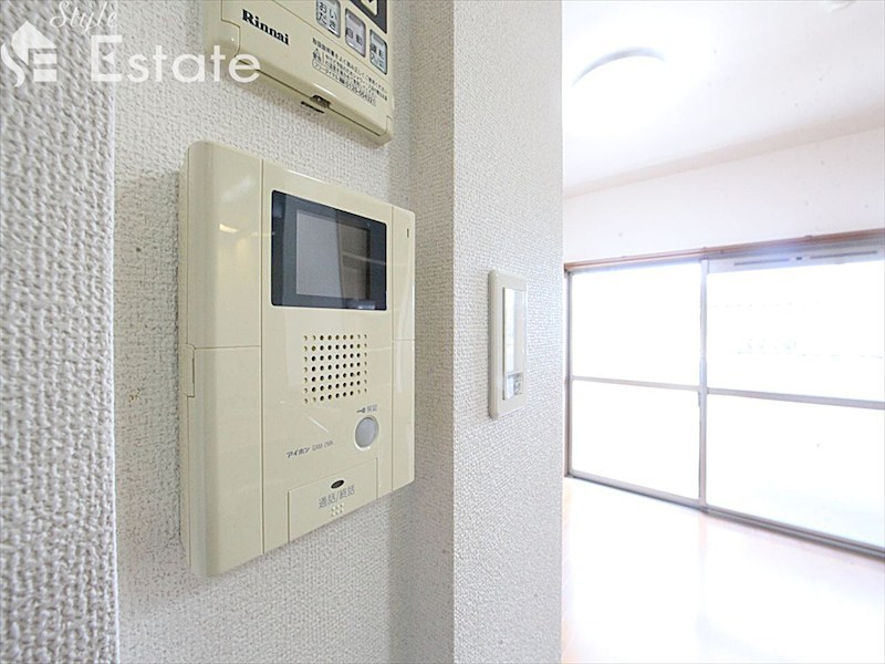 セキュリティ　モニター付きインターホン