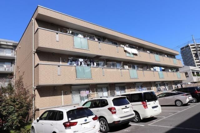 ロイヤルヒルズ武蔵浦和 Bの外観写真