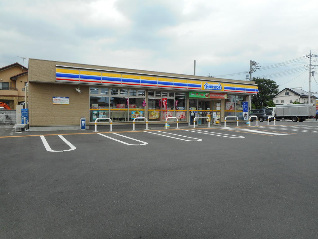コンビニ　ミニストップ太田南矢島町店（コンビニ）まで930m