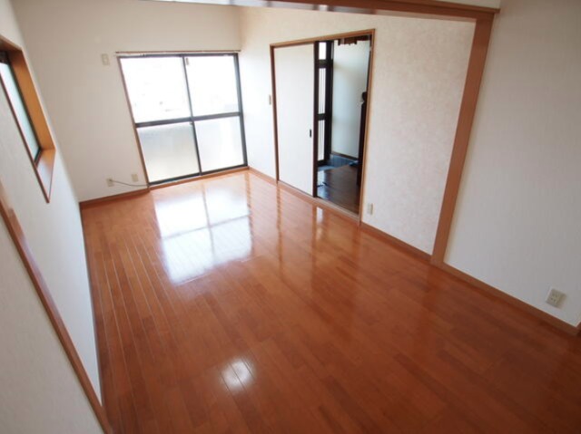 片山町5丁目貸家の内装写真