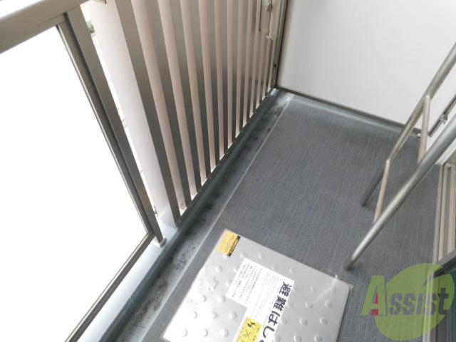 バルコニー　洗濯物も干せますね。