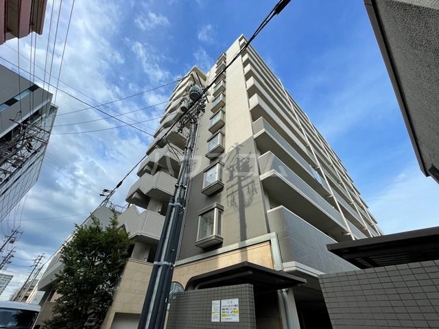 名古屋市港区入船のマンションの建物外観