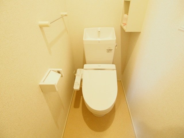 【北九州市若松区藤ノ木のアパートのトイレ】