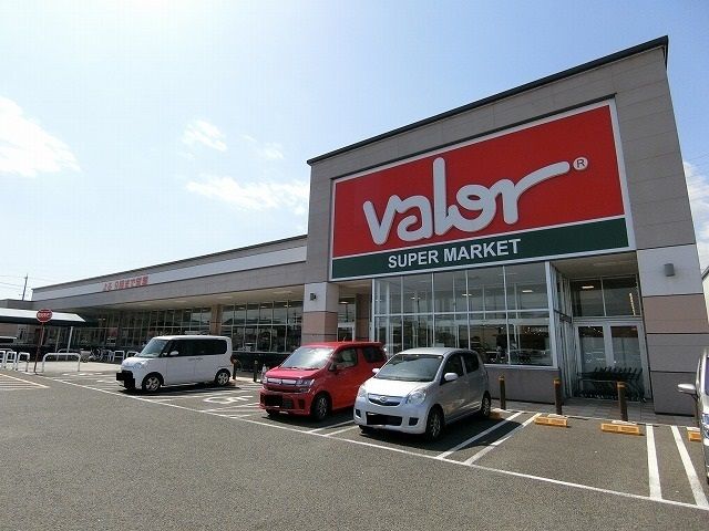 【大垣市小泉町のアパートのスーパー】