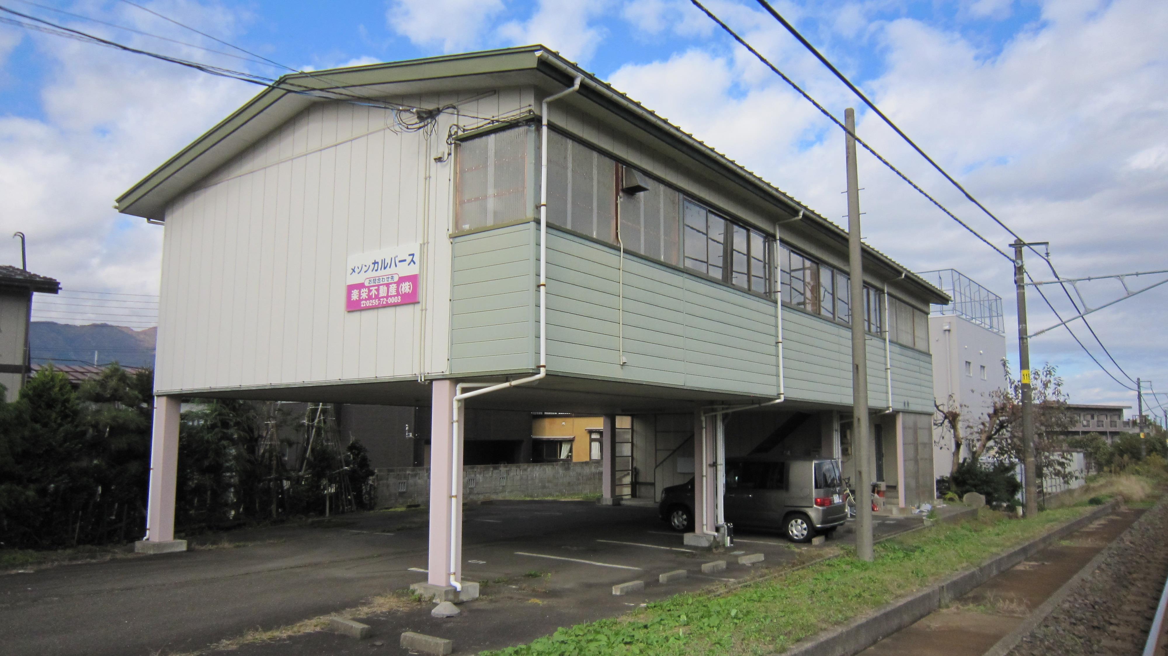 【カルバースの建物外観】