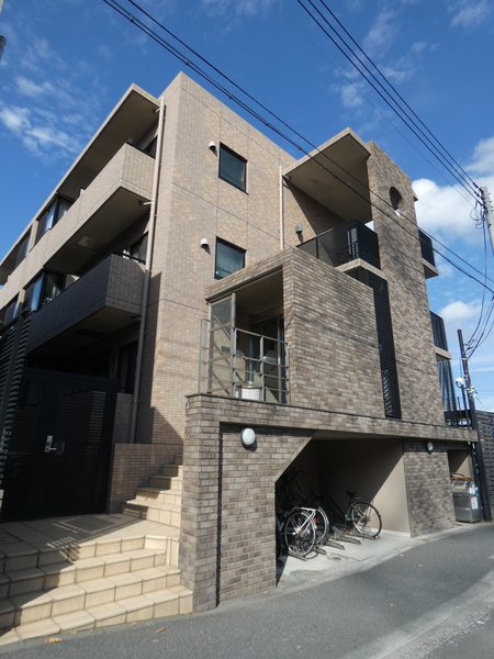 アルティア東山田の建物外観