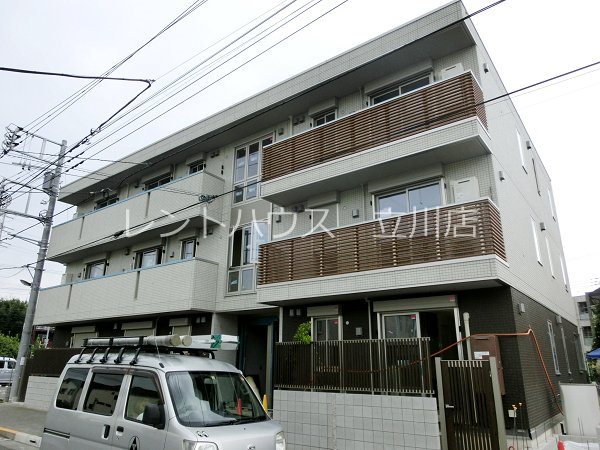 日野市豊田のアパートの建物外観