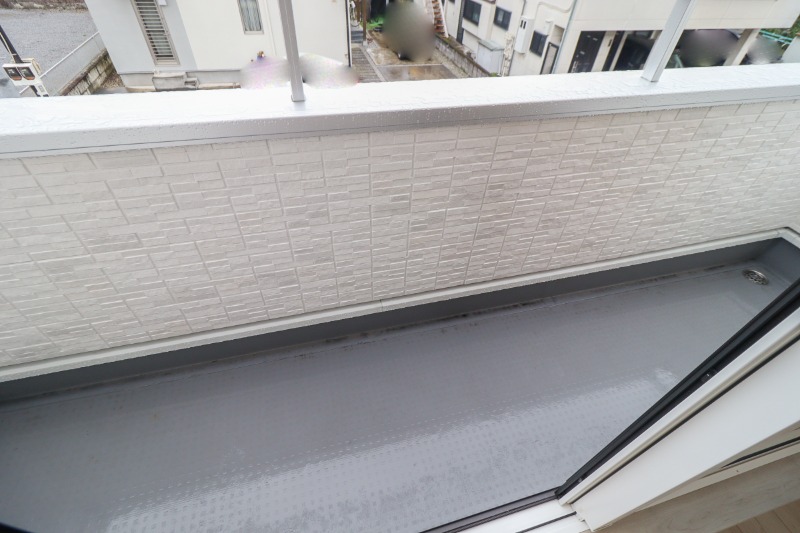 バルコニー　図面と現状に相違がある場合には現状を優先