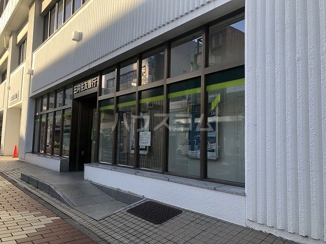 銀行　三井住友銀行 八千代支店（銀行）まで555m