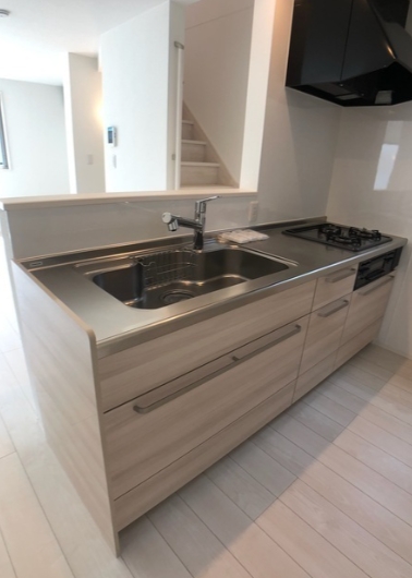 キッチン　☆使いやすいシステムキッチン☆