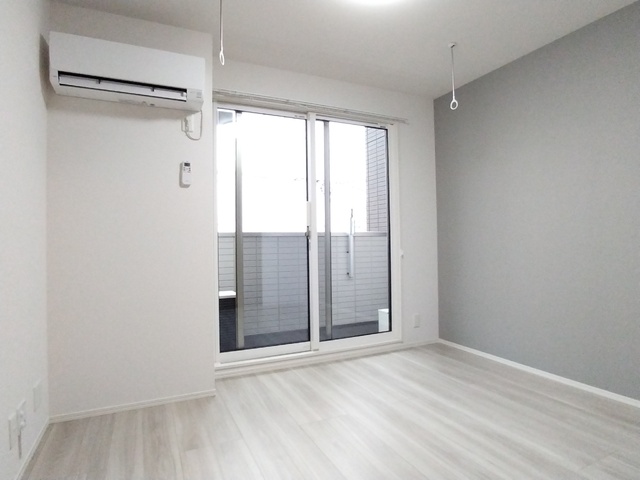 居室・リビング　※照明の有無は確認中です※過去募集時の写真です