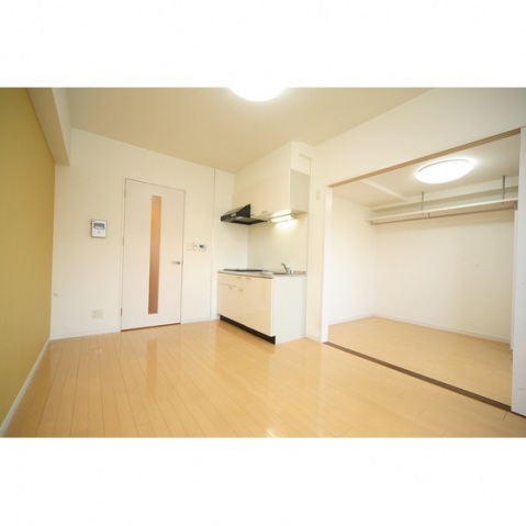 居室・リビング　居室