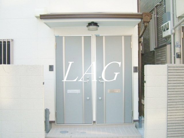 玄関　玄関です。