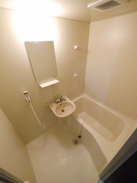 バス・シャワールーム　★お部屋探しは株式会社タウンハウジング東京まで★