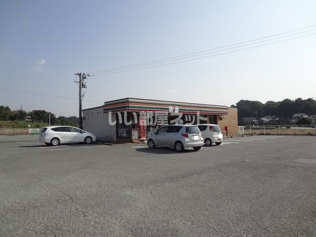 コンビニ　セブンイレブン　伊倉北方店（コンビニ）まで2992m