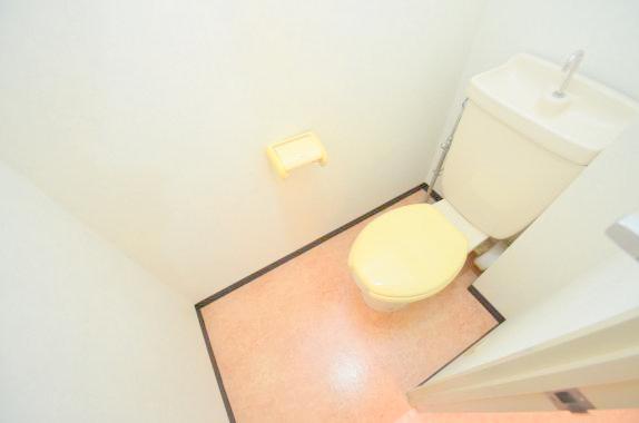 トイレ　清潔感のあるトイレです。