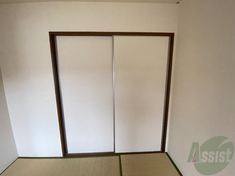 収納　収納スペースです。お洋服やお荷物はこちらへ。