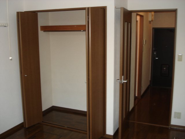 収納　クローゼット