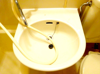 洗面設備　洗面台です。