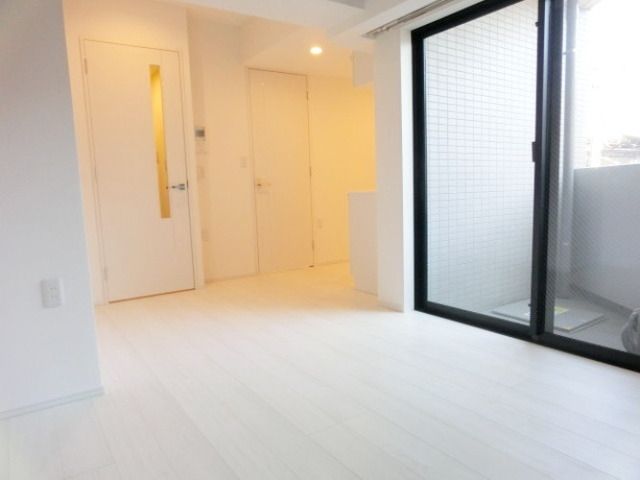 居室・リビング　同タイプ部屋　参考写真です