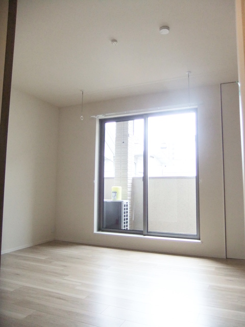 居室・リビング　※別部屋写真