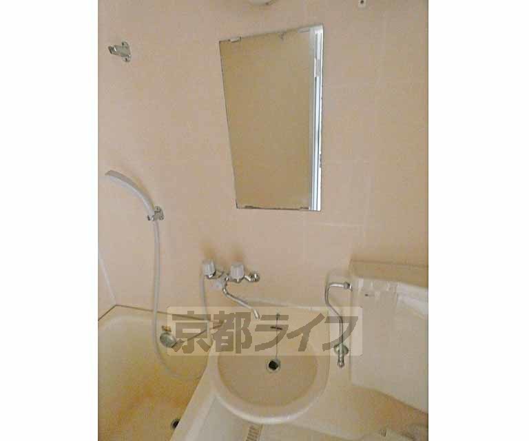 洗面設備　洗面器です。