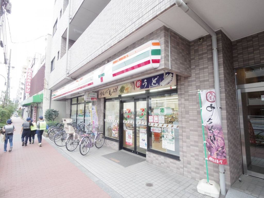 コンビニ　セブンイレブン　荒川店(荒川3丁目）（コンビニ）まで210m