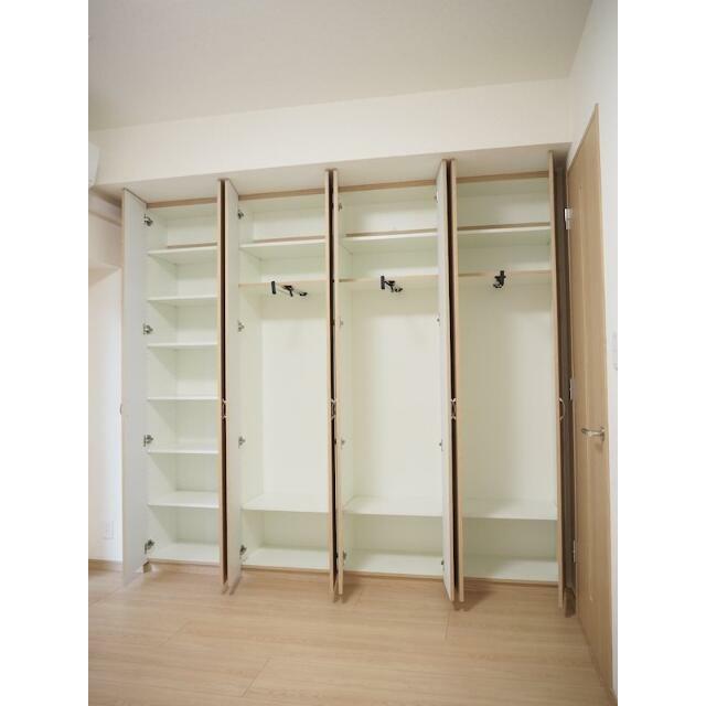 収納　クローゼット