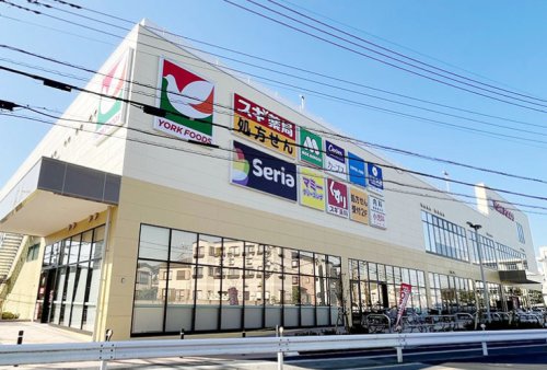 スーパー　ヨークフーズ中浦和店（スーパー）まで635m