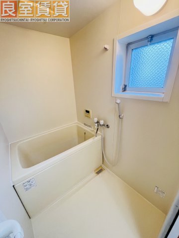 バス・シャワールーム　※このお写真は同物件の別のお部屋のお写真です。現状優先