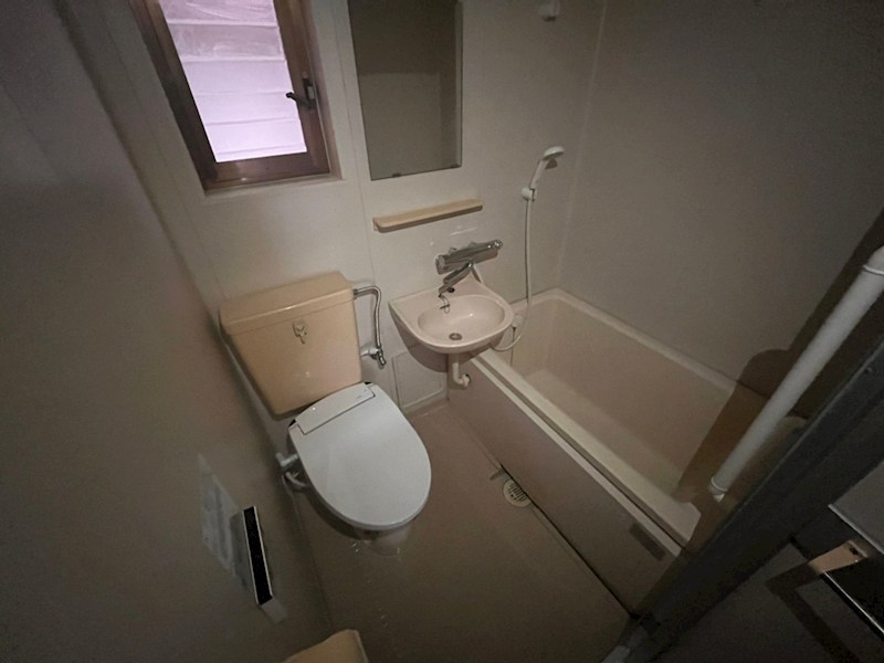 バス・シャワールーム　現況優先