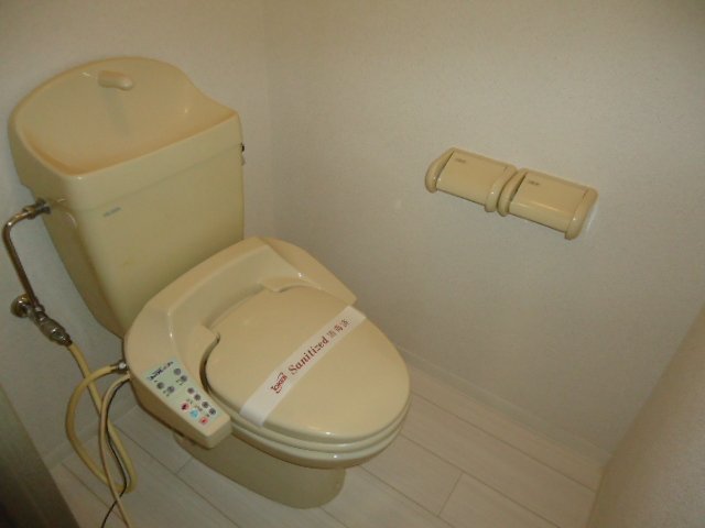 トイレ　シャワートイレ